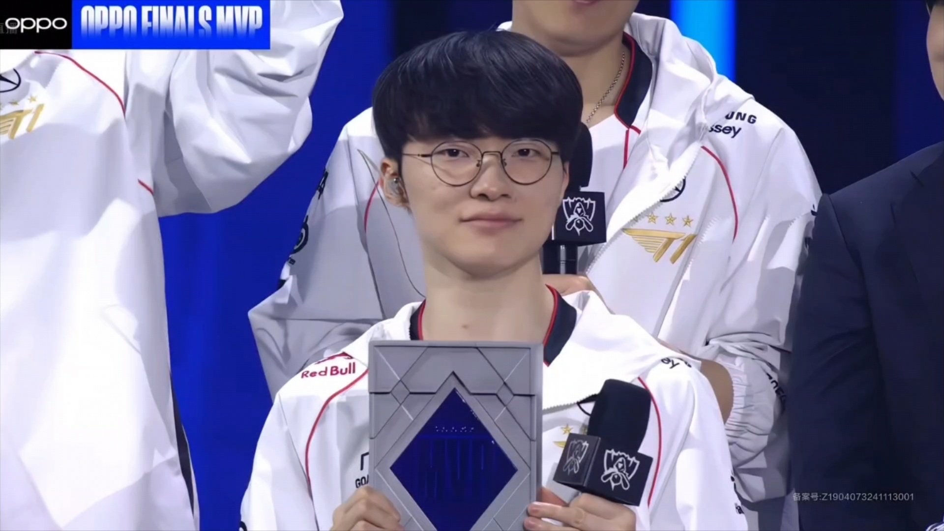 爱游戏-包含Faker连续十二场比赛得分超过比赛规则变更，篮网不断突破！赢得满堂喝彩的词条