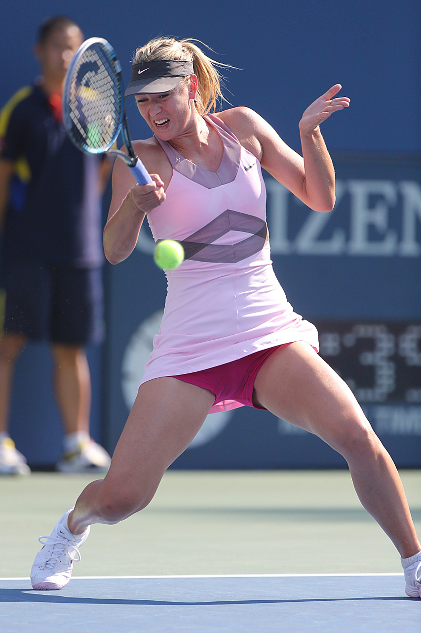 爱游戏娱乐-莎拉波娃在巴塞罗那比赛中惊险取胜，精彩发挥引发热议！的简单介绍