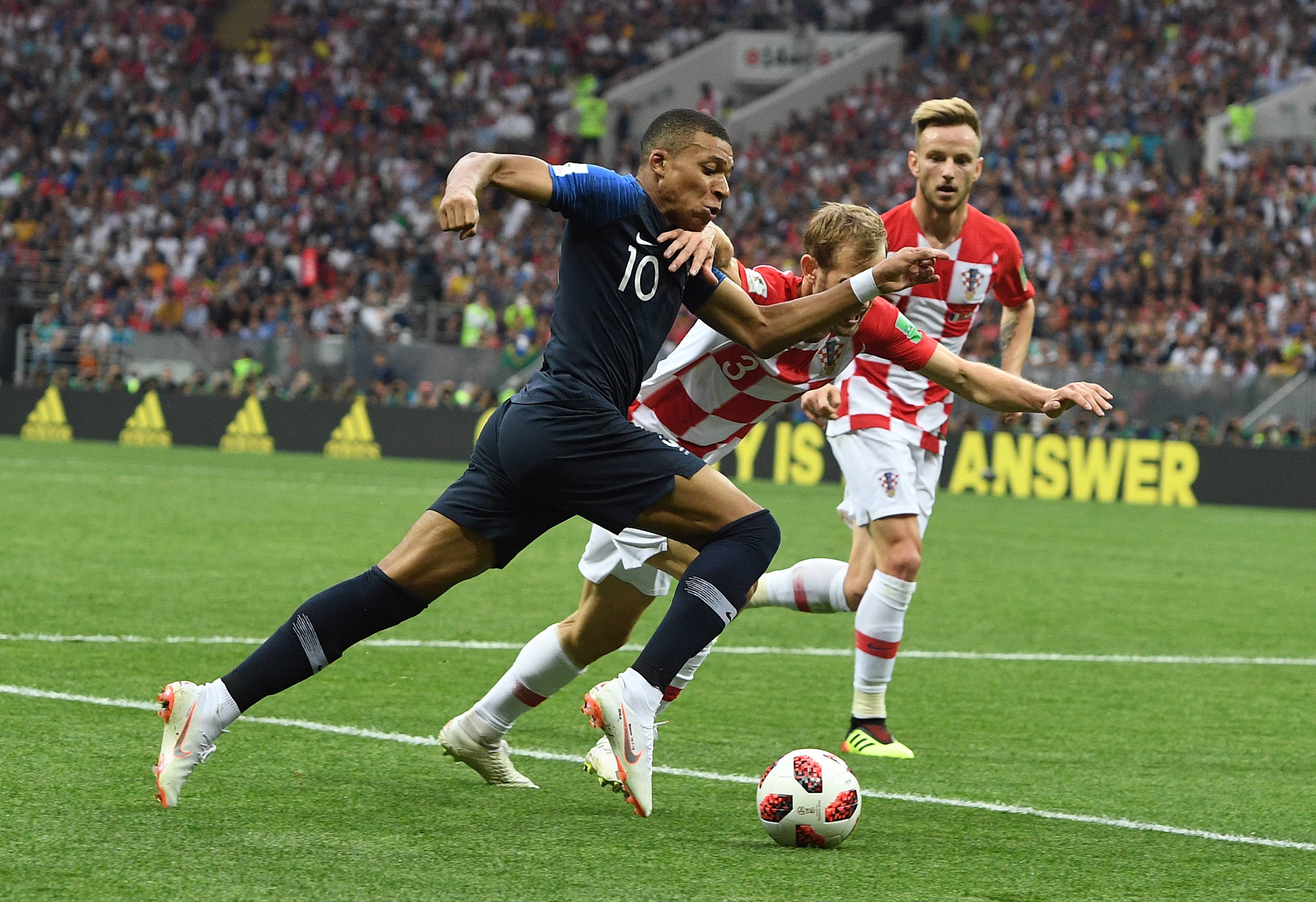 爱游戏娱乐-姆巴佩连续三场比赛得分超过高光表现，法国队挑战极限！的简单介绍